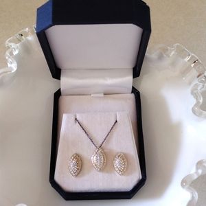 925 Silver Pendant and Earrings Set in Gift Box Parure